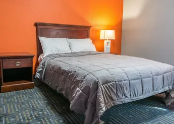 Red Fox Motel hotel thumbnail 4
