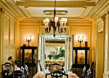 The Inn at Irwin Gardens hotel thumbnail 4