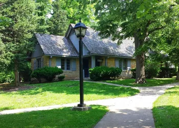 Pere Marquette Lodge & Conference Ctr. hotel thumbnail 3