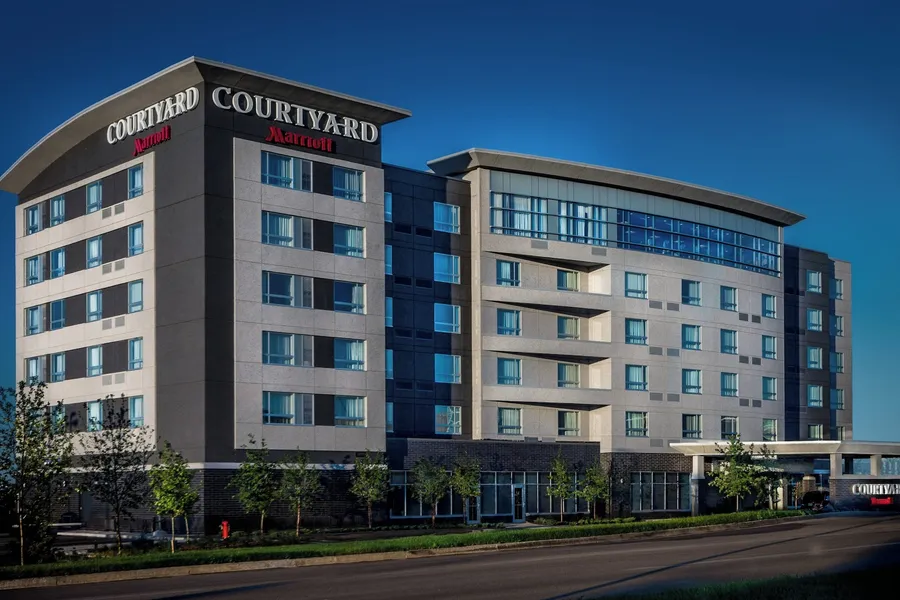 Courtyard by Marriott Winnipeg Airport hotel detail image 2