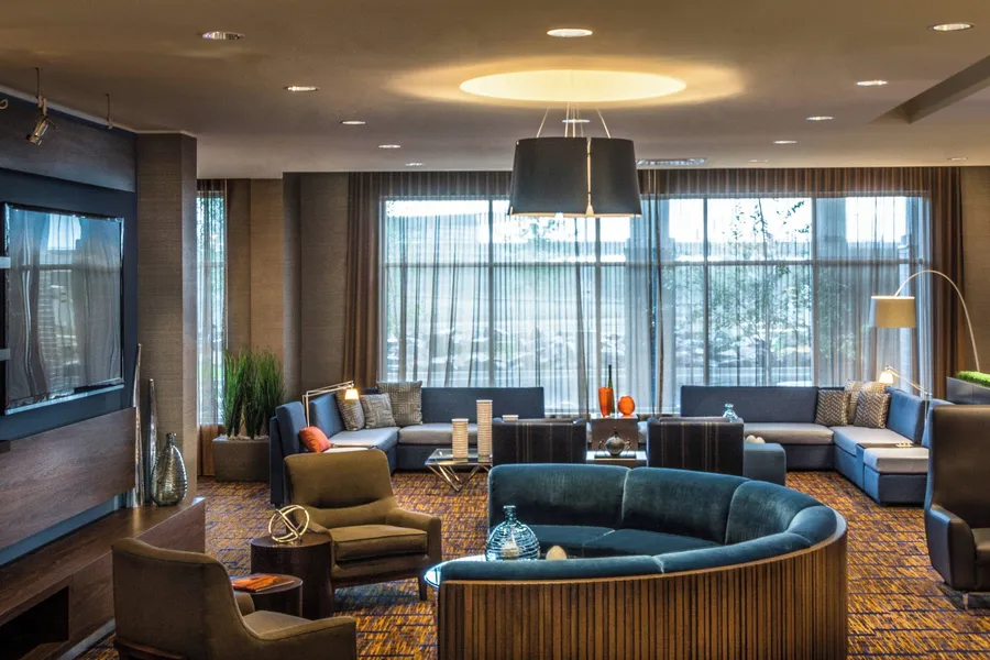 Courtyard by Marriott Winnipeg Airport hotel detail image 6