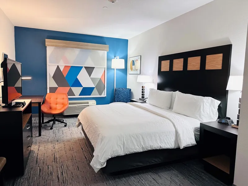 Holiday Inn Express & Suites Houston East - Baytown by IHG hotel detail image 6