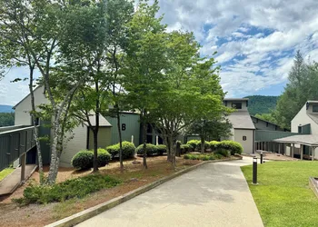 Unicoi State Park & Lodge hotel thumbnail 8