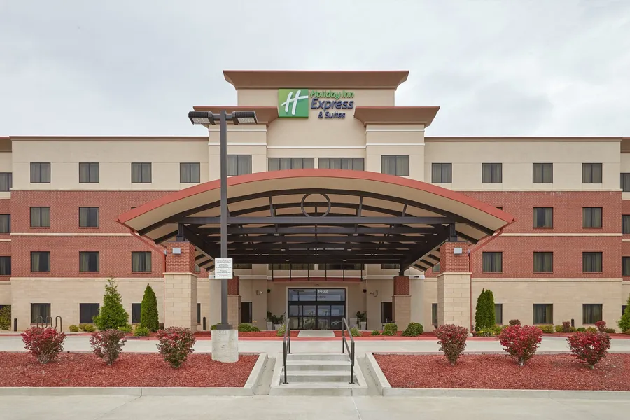 Holiday Inn Express Hotel & Suites Columbia Univ Area-Hwy 63 by IHG hotel detail image 2