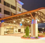 Holiday Inn Express Hotel & Suites Columbia Univ Area-Hwy 63 by IHG hotel detail image 3