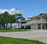 Travelers Inn hotel detail image 7