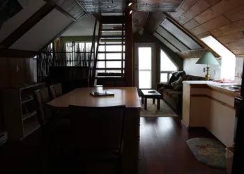 Orca Lodge hotel thumbnail 6
