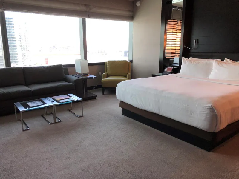 Luxury Suites International by Vdara hotel detail image 6