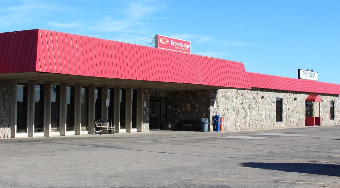 Econo Lodge Inn & Suites Brookings hotel detail image 2