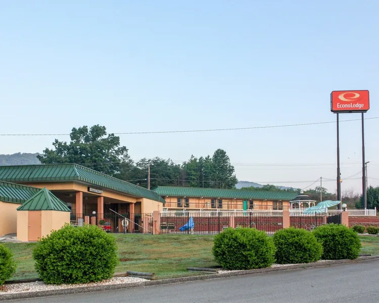 Econo Lodge Rocky Top hotel detail image 2