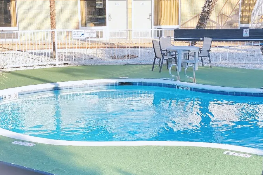 Americas Best Value Inn Beeville hotel detail image 2