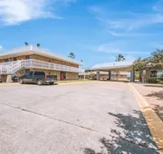Americas Best Value Inn Beeville hotel detail image 7