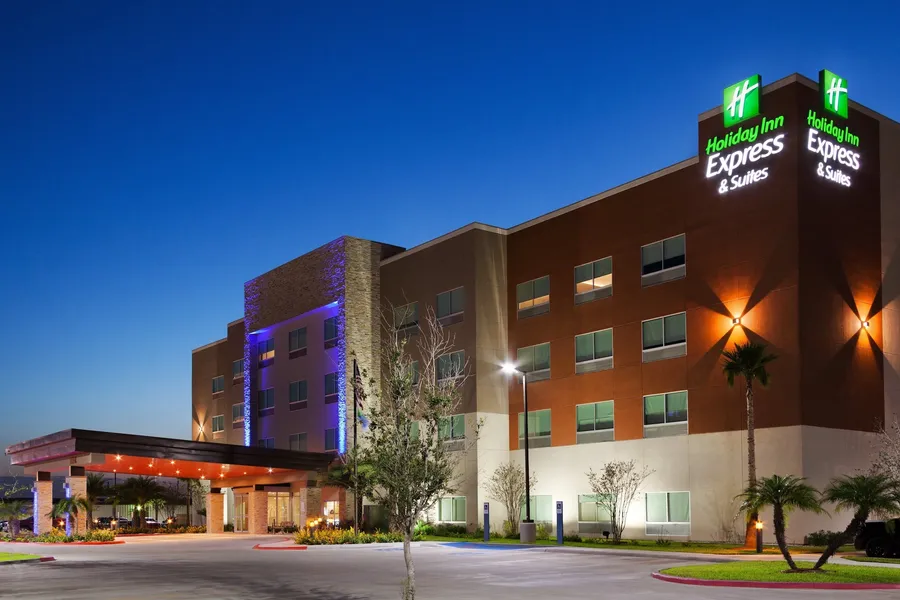 Holiday Inn Express & Suites Edinburg-McAllen Area by IHG hotel detail image 2