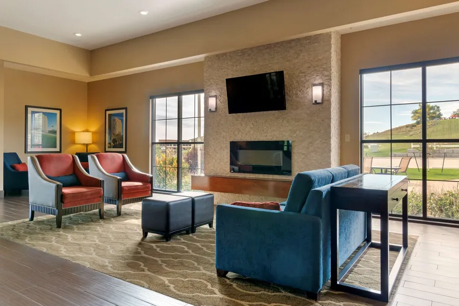 Comfort Inn & Suites Mandan - Bismarck hotel detail image 2