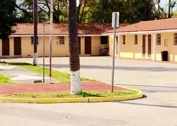 Cadillac Motel hotel thumbnail 4