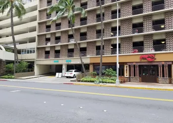 Marina Hawaii Vacations At Ilikai Marina hotel thumbnail 4