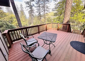 The Inn at Shasta Lake hotel thumbnail 5