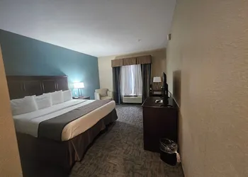 Heritage Place Hotel & Suites hotel thumbnail 7