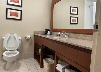 Comfort Inn & Suites Plano East hotel thumbnail 5