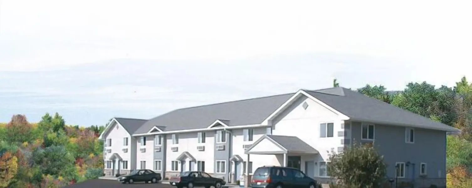 Econo Lodge Inn & Suites Canandaigua - Fingers Lake Area hotel detail image 2