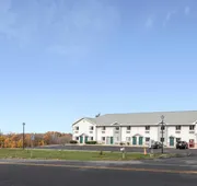 Econo Lodge Inn & Suites Canandaigua - Fingers Lake Area hotel detail image 3