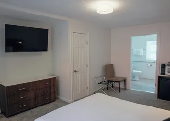Skaneateles Boutique Hotel hotel thumbnail 8