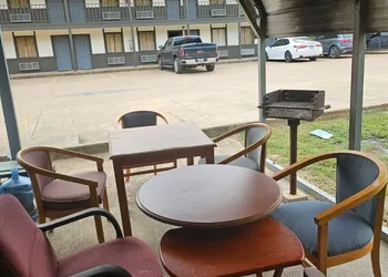 Regency Inn hotel thumbnail 3