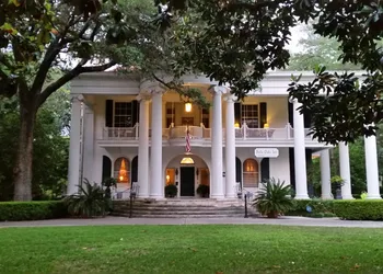 Belle Oaks Inn hotel thumbnail 2