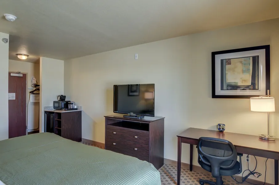 Cobblestone Inn & Suites - Kersey hotel detail image 6
