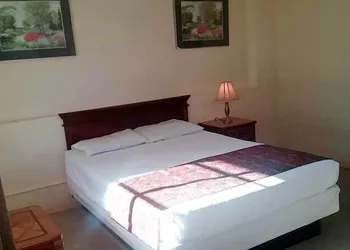 The Country Inn hotel thumbnail 2