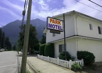 Park Motel hotel thumbnail 6