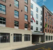 Courtyard by Marriott Edgewater NYC Area hotel detail image 4
