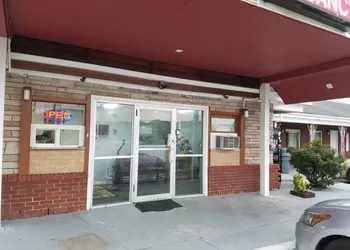 Budget Inn hotel thumbnail 5