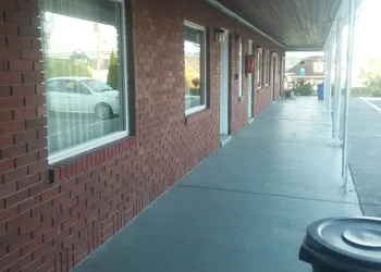 Budget Inn hotel thumbnail 7