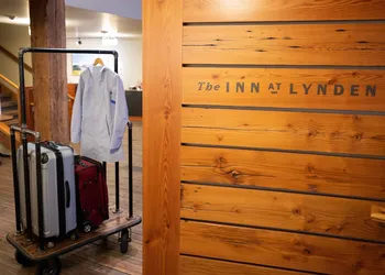 Inn At Lynden hotel thumbnail 5