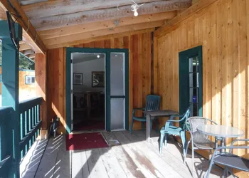 Likely Lodge hotel thumbnail 5