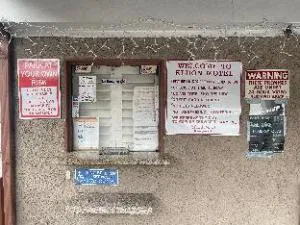 El Don Motel hotel thumbnail 2