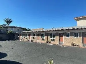 El Don Motel hotel thumbnail 3