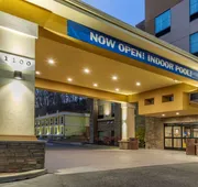 Comfort Inn & Suites Pittsburgh South hotel detail image 3