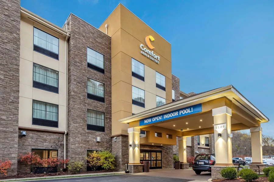 Comfort Inn & Suites Pittsburgh South hotel detail image 6