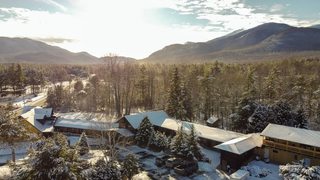 Adirondack Spruce Lodge hotel detail image 2