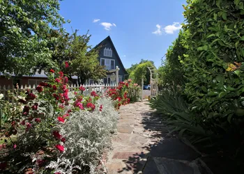 Bradford Place Inn & Gardens hotel thumbnail 3