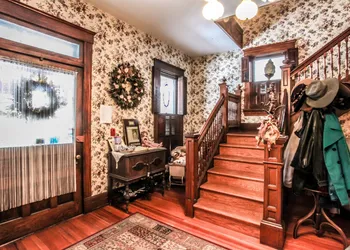 Hollerstown Hill Bed and Breakfast hotel thumbnail 3