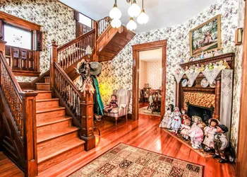 Hollerstown Hill Bed and Breakfast hotel thumbnail 6