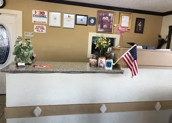 Flamingo Inn hotel thumbnail 5