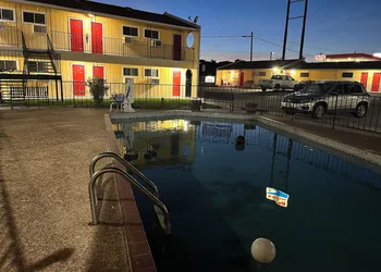 Ladybird Inn hotel thumbnail 5