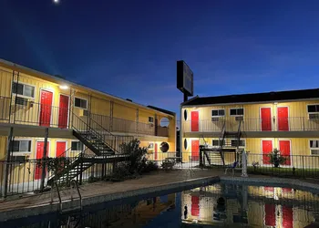 Ladybird Inn hotel thumbnail 8