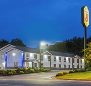 Super 8 by Wyndham Farmville hotel detail image 3