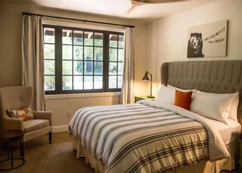 The Madrones hotel thumbnail 3