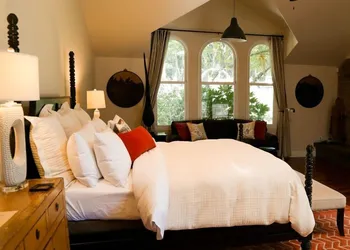 The Madrones hotel thumbnail 5